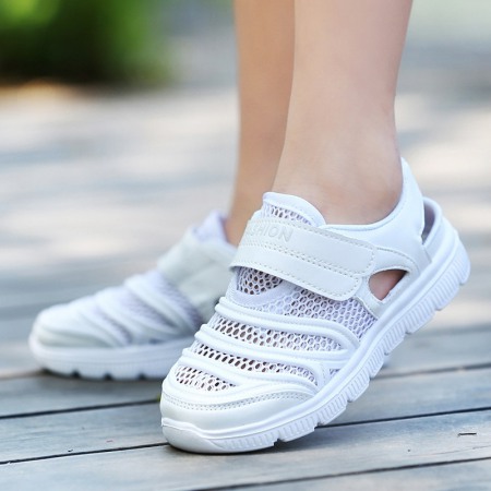 Children's Sports Shoes Summer New White Shoes Boys and Girls Net Shoes Beach Shoes